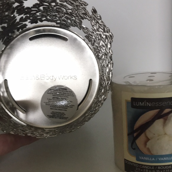 😍BATH &BODY WORKS GORGEOUS SNOWFLAKE CANDLEHOLDER WITH CANDLE-BRAND NEW!😍 - Picture 6 of 8